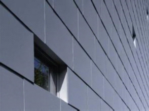 四周金属板幕�? width=